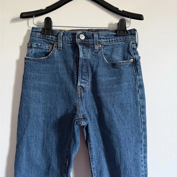 Levi’s Classic Blue 501 Straight Leg Button Fly Jeans size 27 EUC - Picture 3 of 8